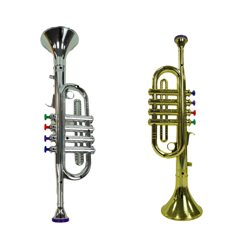 giocattoli strumenti musicali per bambini: trombe a quattro note argentate e dorate con tasti colorati.