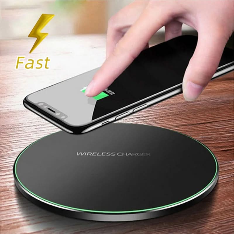 Base di ricarica wireless rapida rotonda con bordo verde, compatibile con smartphone