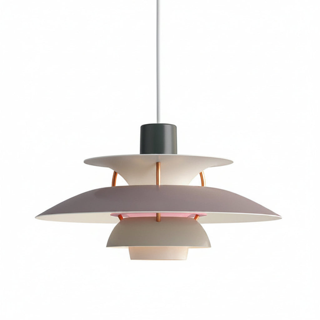 Lampadario sospeso in alluminio con dischi sovrapposti, tonalità crema e viola, stile contemporaneo per soggiorno.