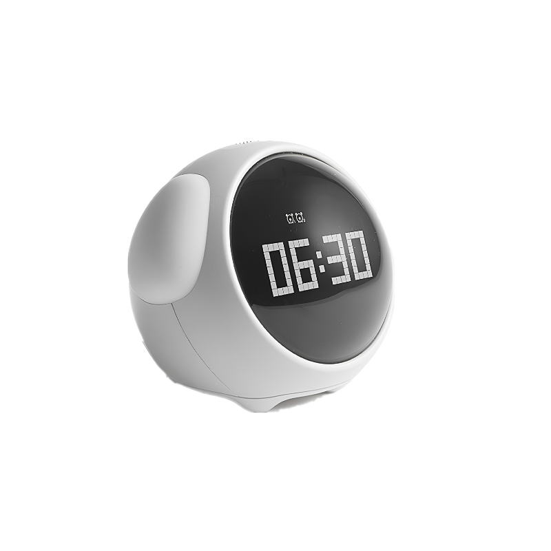 Sveglia digitale bianca tonda con display pixelato, funzione snooze e luce notturna. Design moderno e divertente per la camera da letto.