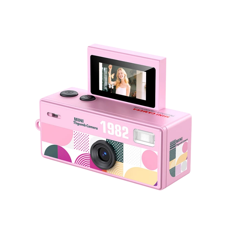Mini camera digitale rosa con schermo flip rotante, design retrò geometrico, HD e luccio integrato.