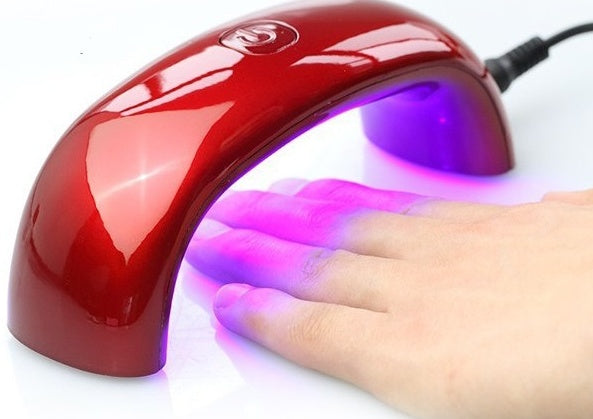 Lampada UV/LED USB 9W per unghie, asciuga gel e smalto; dimensioni 15x4x4 cm, colore rosso.
