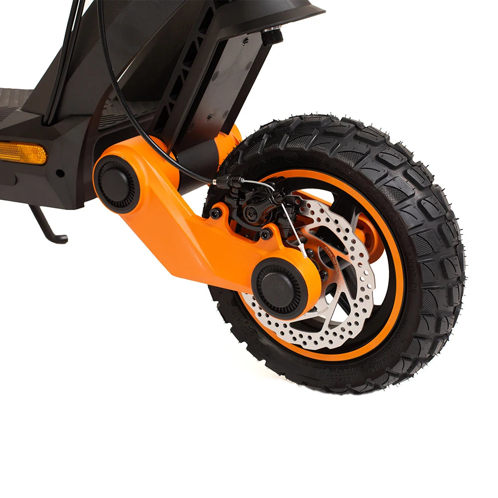 scooter elettrico, ruota posteriore con sospensione TPU, freno a disco e pneumatico tassellato.