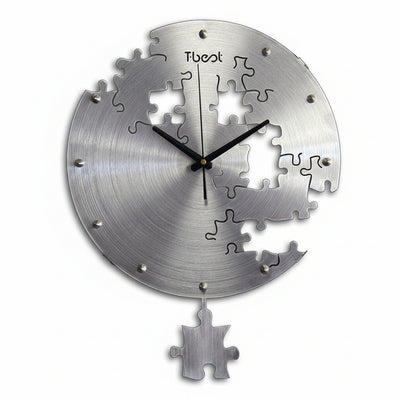Orologio da parete circolare in metallo spazzolato da 16 pollici con motivo puzzle e pendente a pezzo di puzzle, silenzioso