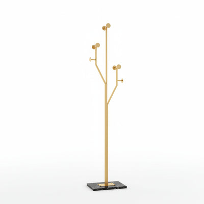 Piantana appendiabiti dorata con rami, base in marmo nero, stile italiano di lusso leggero.