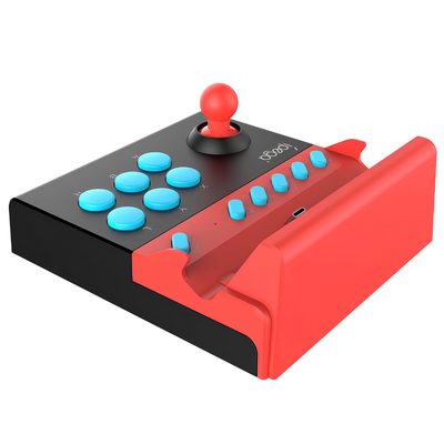 Controller con joystick rosso, pulsanti azzurri su piano nero, corpo rosso; modello PG-9136.