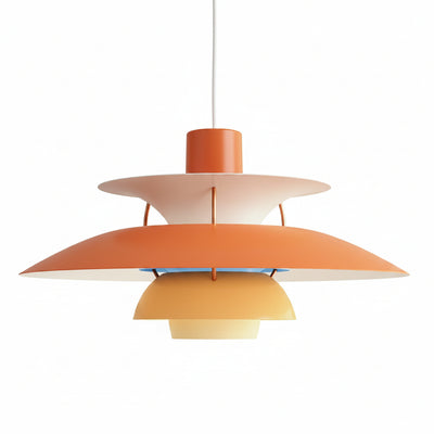Lampada a sospensione in alluminio con dischi sovrapposti arancione, crema e giallo, per soggiorno o camera da letto.