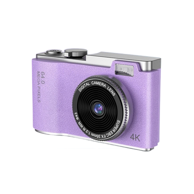 Camera digitale portatile per bambini color viola, design retro, 64MP, registrazione video 4K, corpo in silicone e ABS.