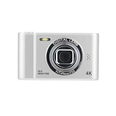 Camera digitale compatta argento 4K con obiettivo Digital Lens, flash e标示azione 50.0 Mega Pixel per selfie e video.