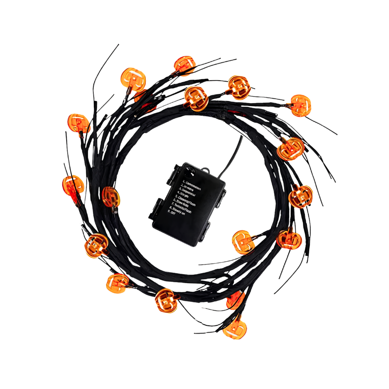 Catena di luci LED Halloween con zucche in plastica, ideale per decorazioni indoor e outdoor per festa e casa.