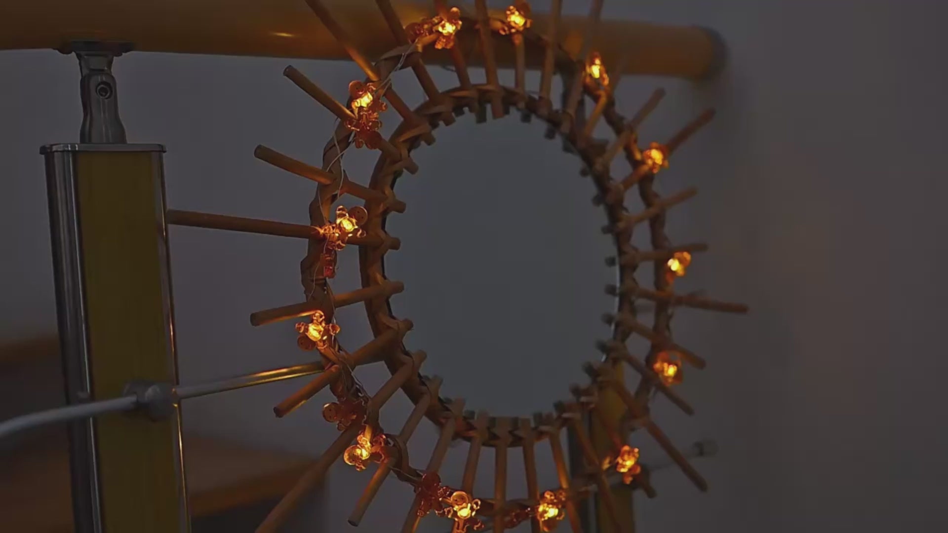 Carica il video: Luci Decorative Natale Omino Pan Zenzero Natalizio LED